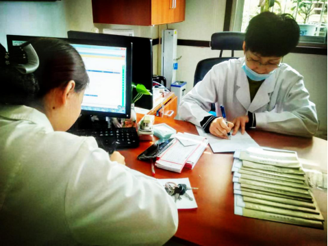 南京华肤皮肤病医院:手癣患者护理的重要性
